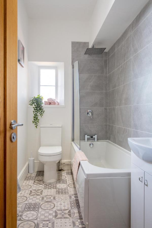 35 High Street Apartment Hawick Ngoại thất bức ảnh